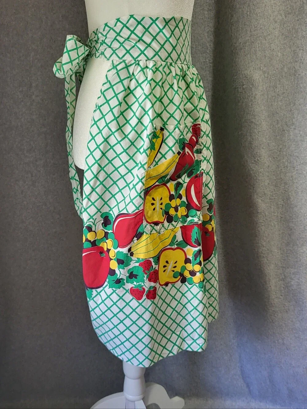 Vintage Handmade Half Apron Fruit Band Green White Grid MCM Kitsch Cottagecore